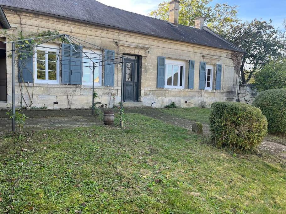Gite Le Presbytere De Blérancourt Εξωτερικό φωτογραφία